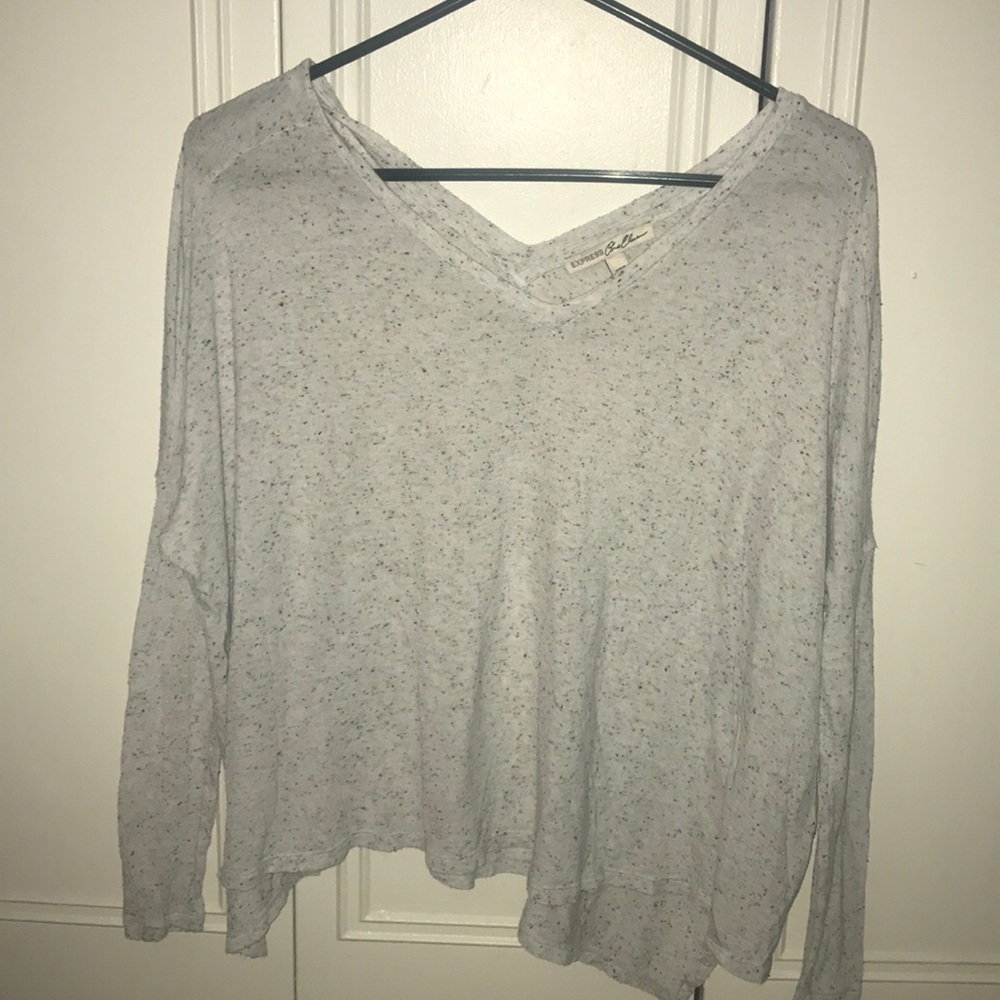 Loose fitting long sleeve shirt